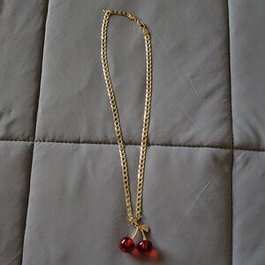 Cherry Oro Laminado Necklace